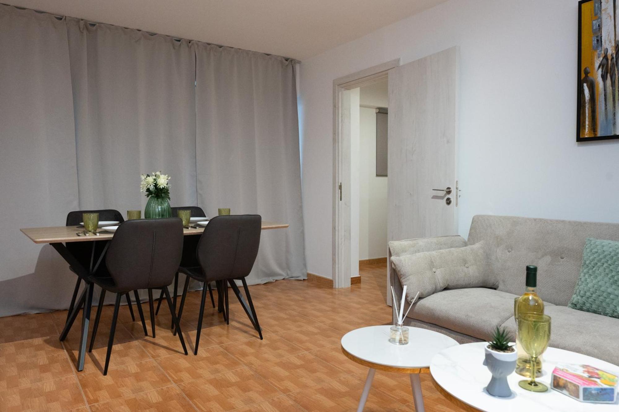 Napa Centrale Suites أيا نابا المظهر الخارجي الصورة