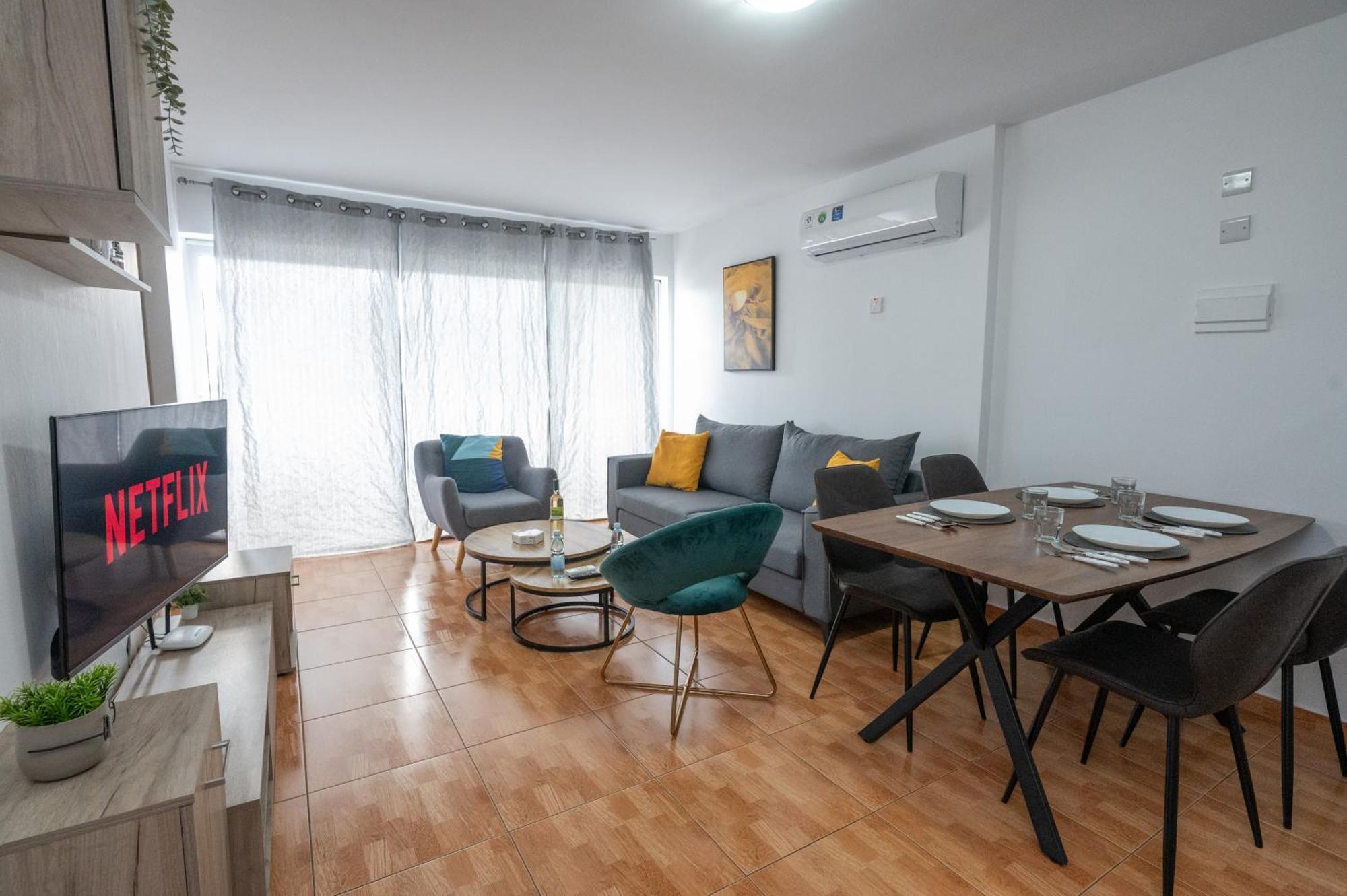 Napa Centrale Suites أيا نابا المظهر الخارجي الصورة