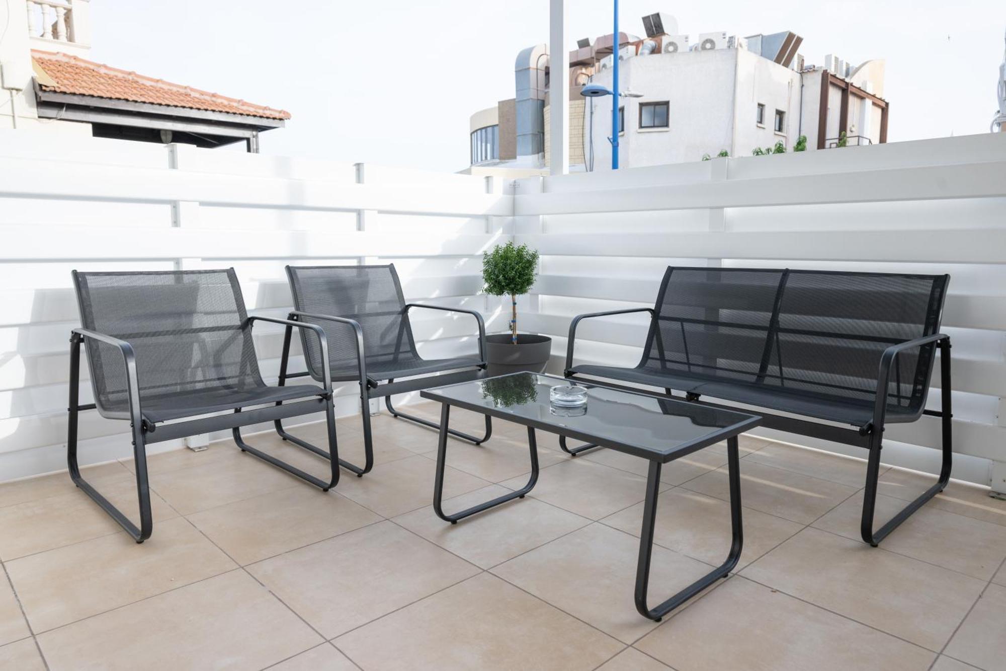 Napa Centrale Suites أيا نابا المظهر الخارجي الصورة