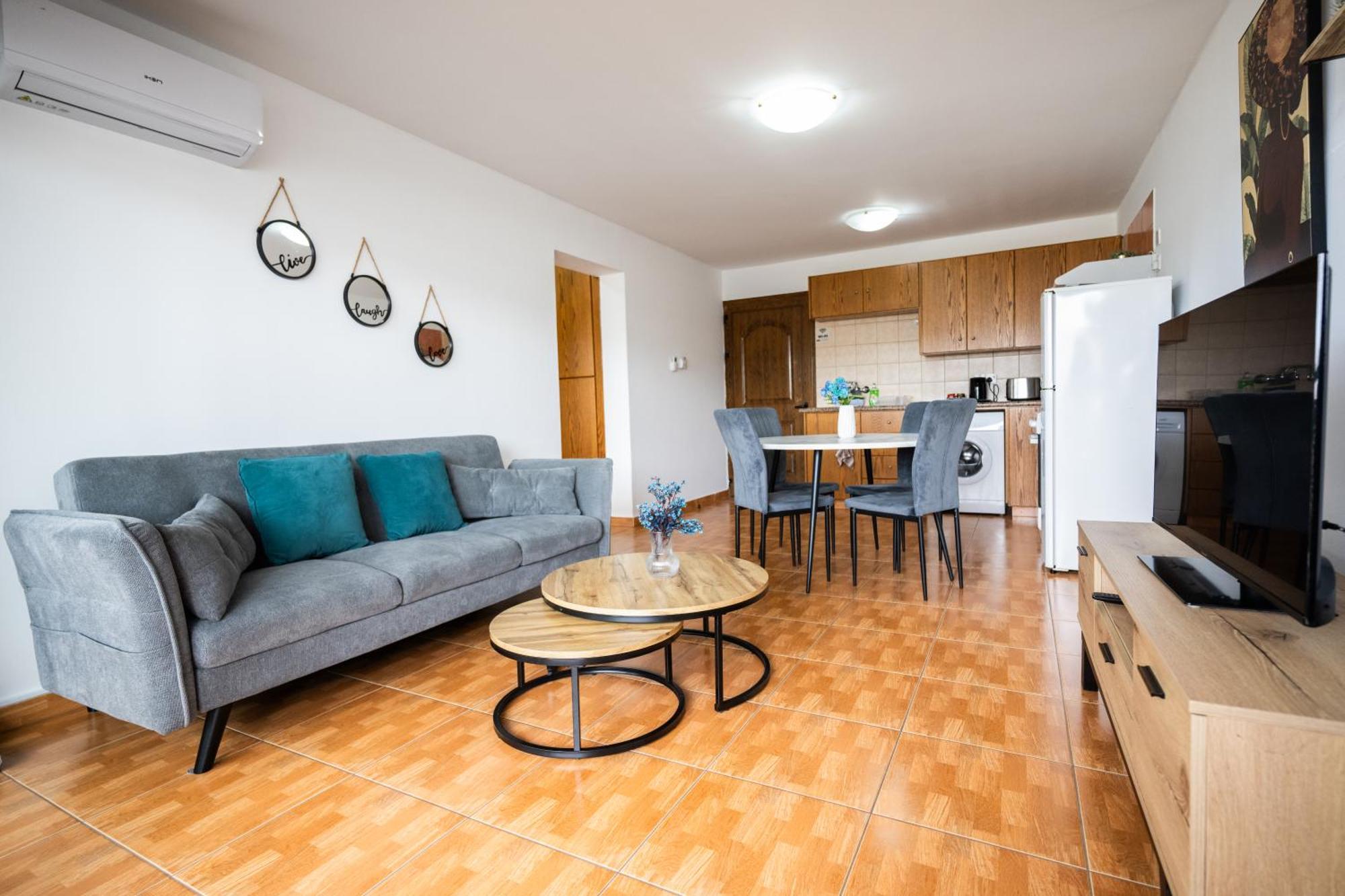 Napa Centrale Suites أيا نابا المظهر الخارجي الصورة